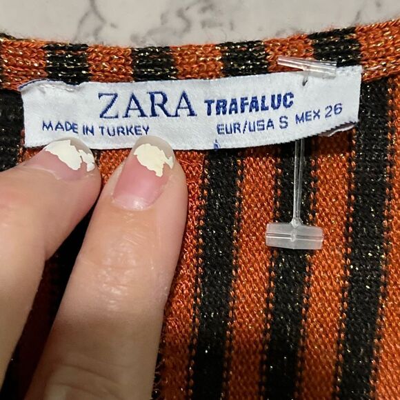 Zara Trafaluc V Neck Dress - Picture 2 of 4